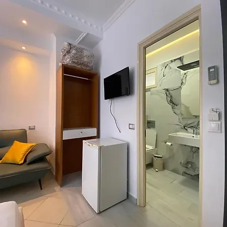 Kristal Hotel Borsh