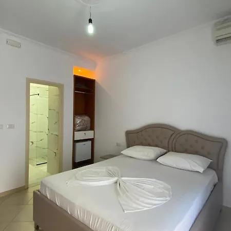 Hotel Kristal Borsh