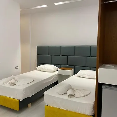 Kristal Hotel