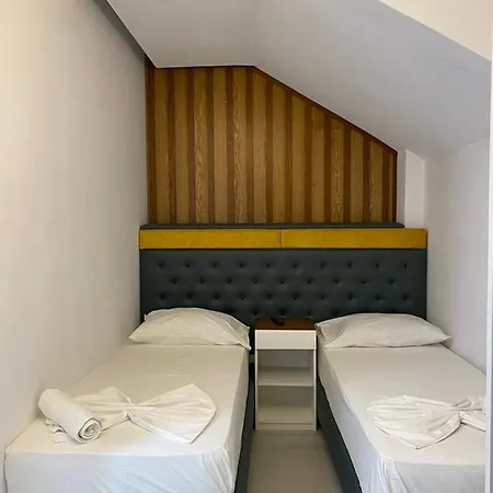 Kristal Hotel Borsh